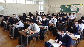 330px-MITjp2.jpg